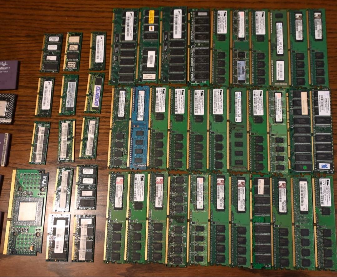 Intel PENTIUM PRO含むCPU及びメモリ数十枚　ジャンク　金