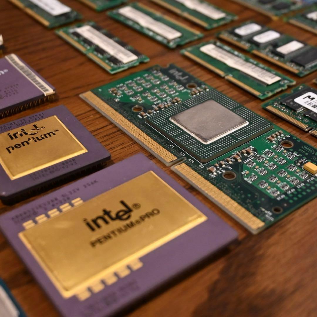 Intel PENTIUM PRO含むCPU及びメモリ数十枚　ジャンク　金