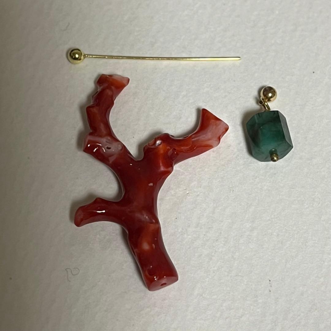 m*d様 monaka モナカジュエリー　ピアス　片耳　サンゴ　エメラルド　K1