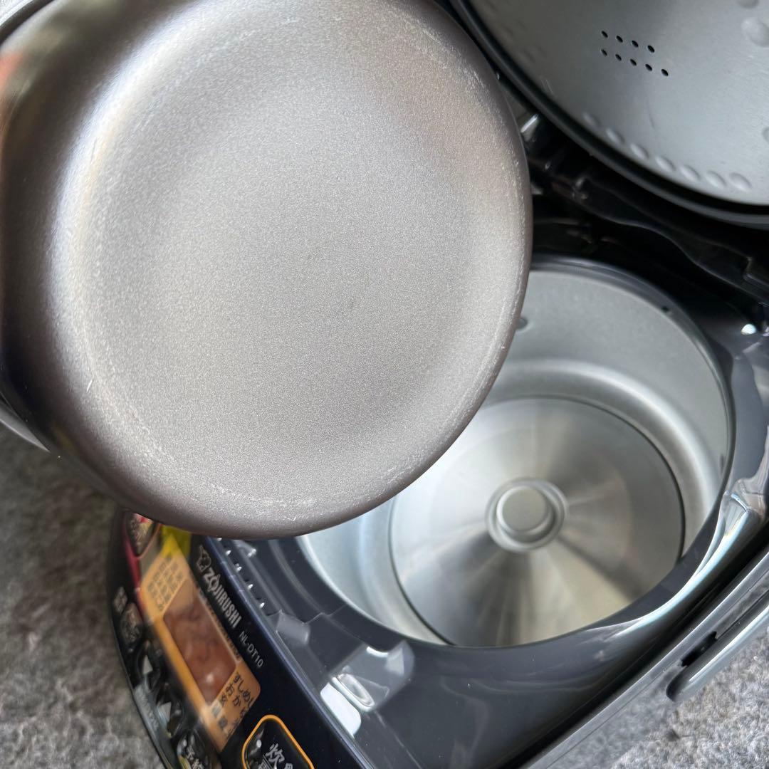 L14美品✨ 2025年製✨ 象印　炊飯器　NL-DT1