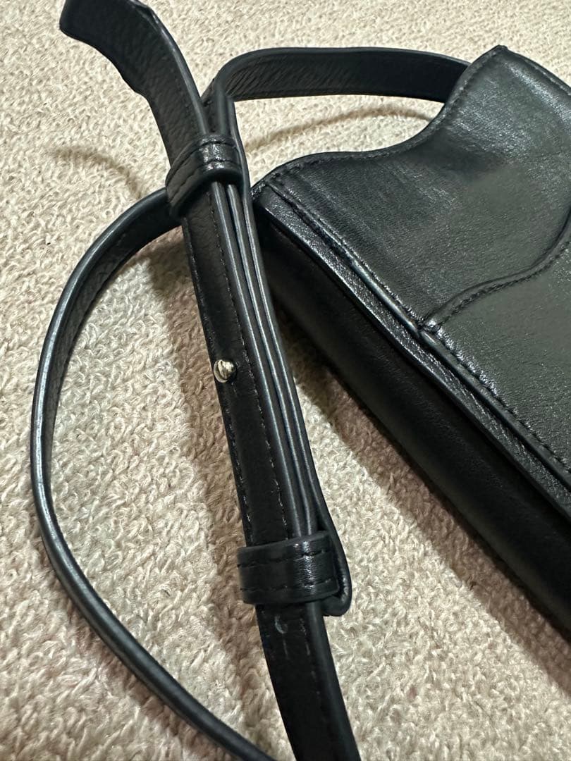 Paul Smith 黒レザーショルダーバッグ