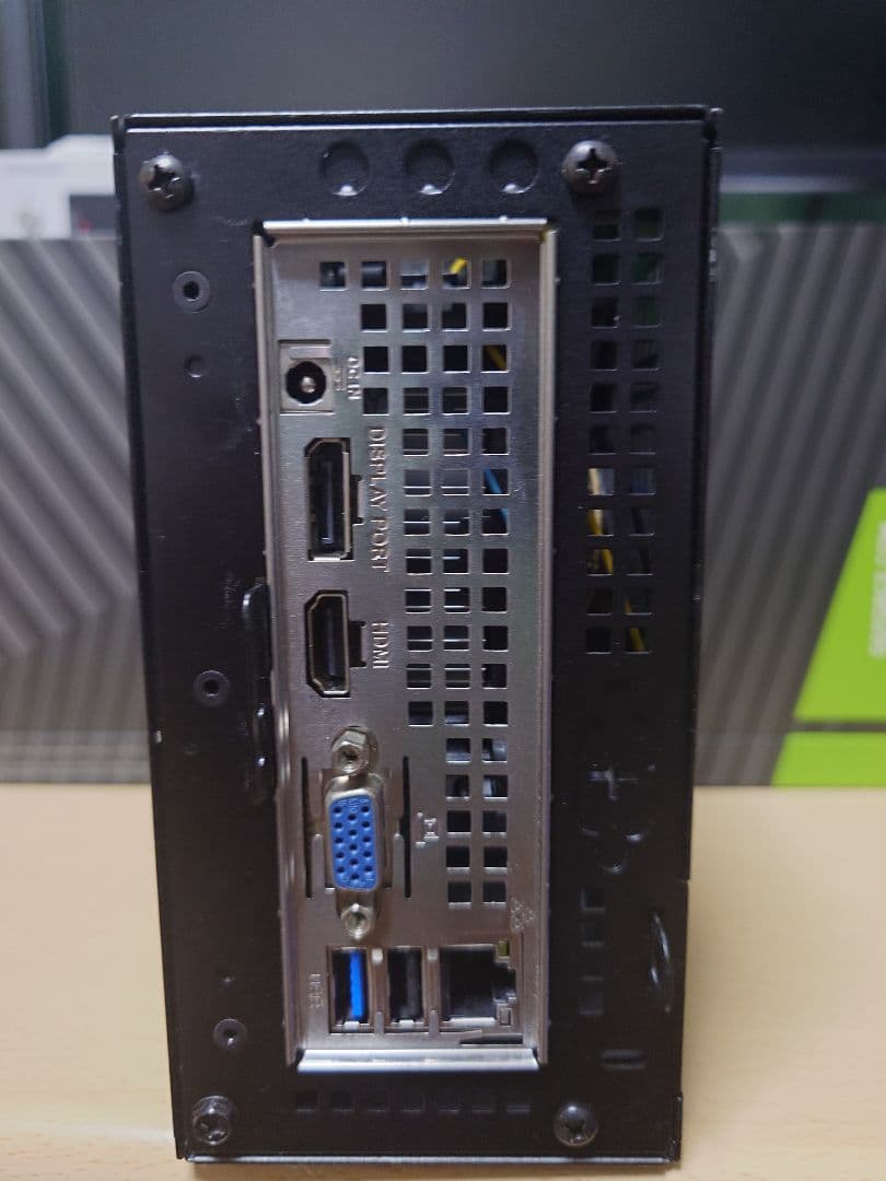 ジャンク品DeskMini 310 ark hive