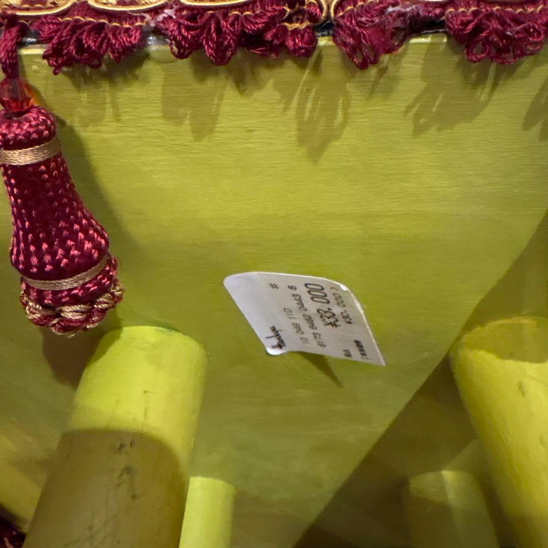 スツール　完成品　タッセルつき