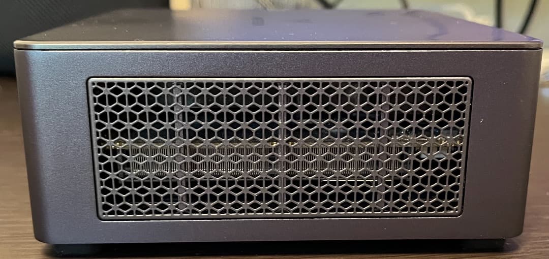 ミニPC MINISFORUM UM790Pro Ryzen 9 32GB/1TB