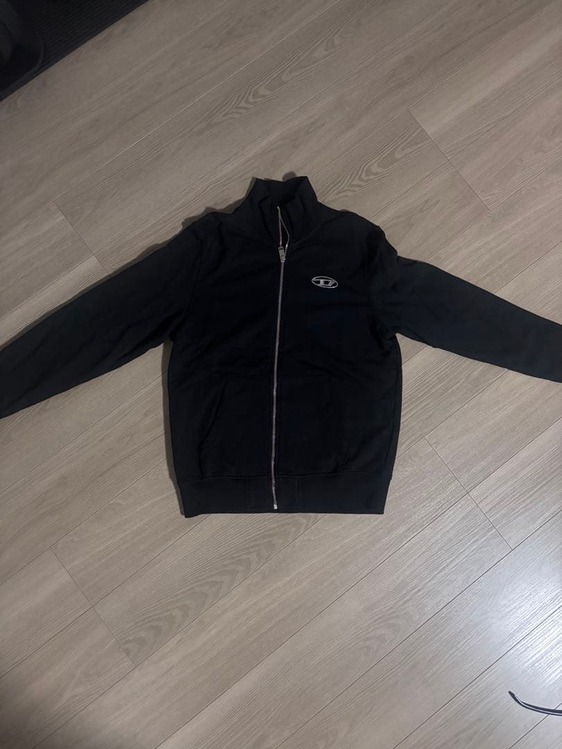 DIESEL ディーゼル　ブラック ジップアップ トレーナー S