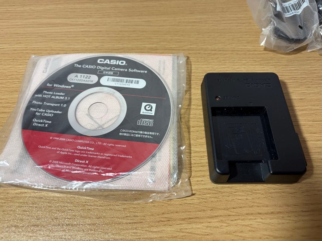 デジタルカメラ CASIO EXILIM EX-Z80 8.1 MEGA PIXELS