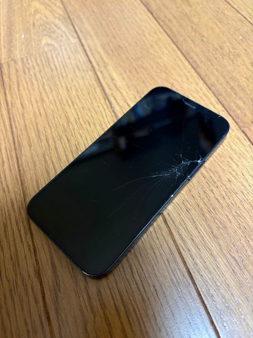 H*M様 【iPhone12 mini 本体】傷、割れあり