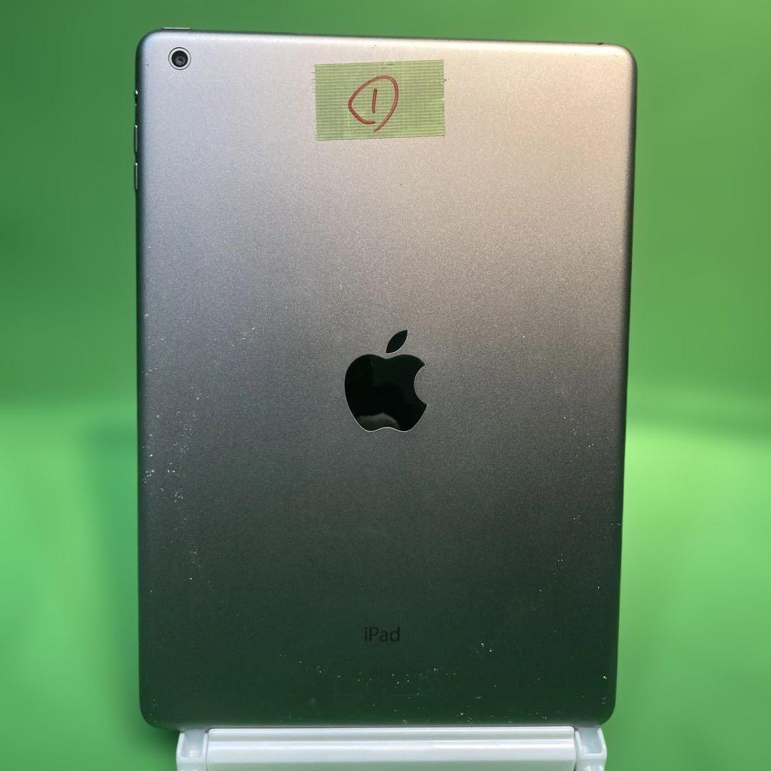 Apple iPad 第6世代 スペースグレー 本体