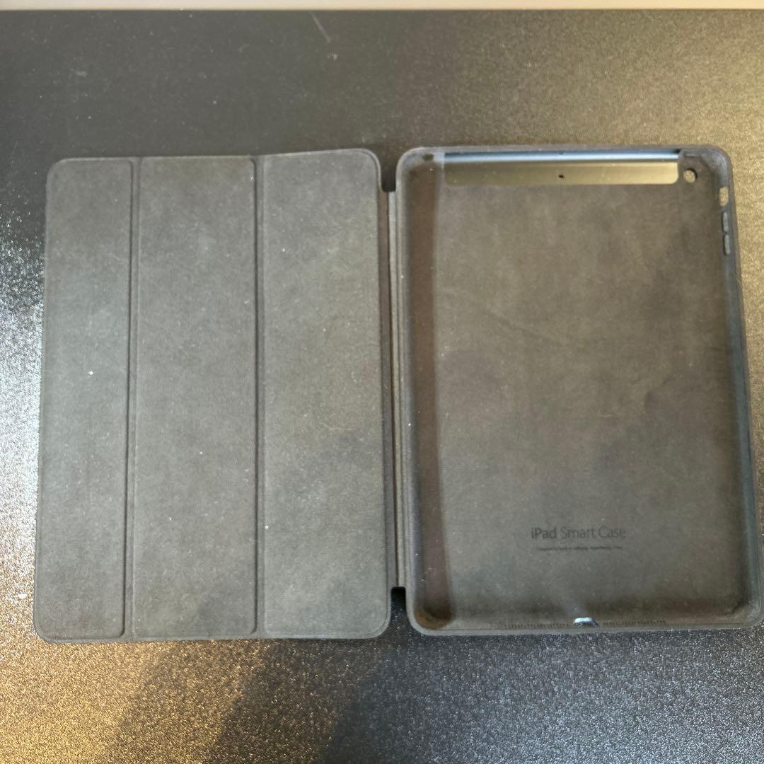 iPad Air MD787JA スペースグレイ　64G 12.5.7