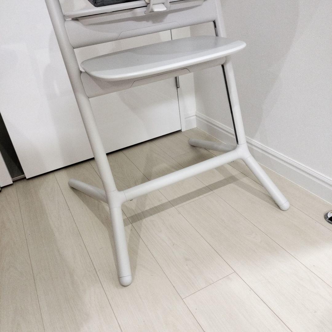 未使用に近い サイベックス レモ 3in1 レモチェア オールホワイト