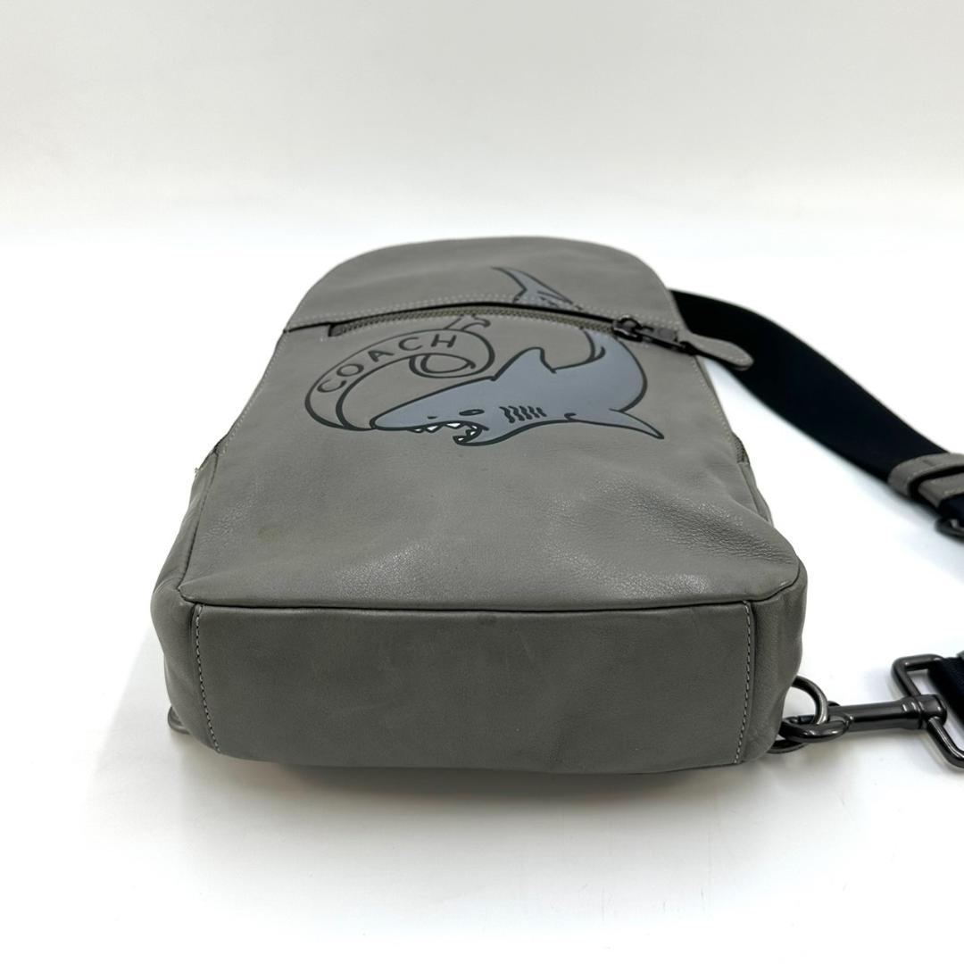 COACH コーチ シャーク サメ ボディバッグ スリングバッグ シルバー金具