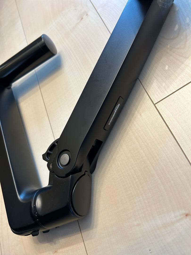 Amazonベーシック モニターアーム