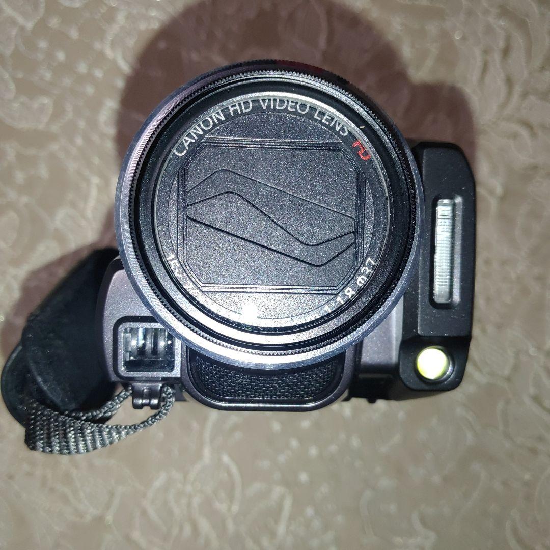 完動極美品 キヤノン iVIS HF20 フルハイビジョンデジタルビデオカメラ