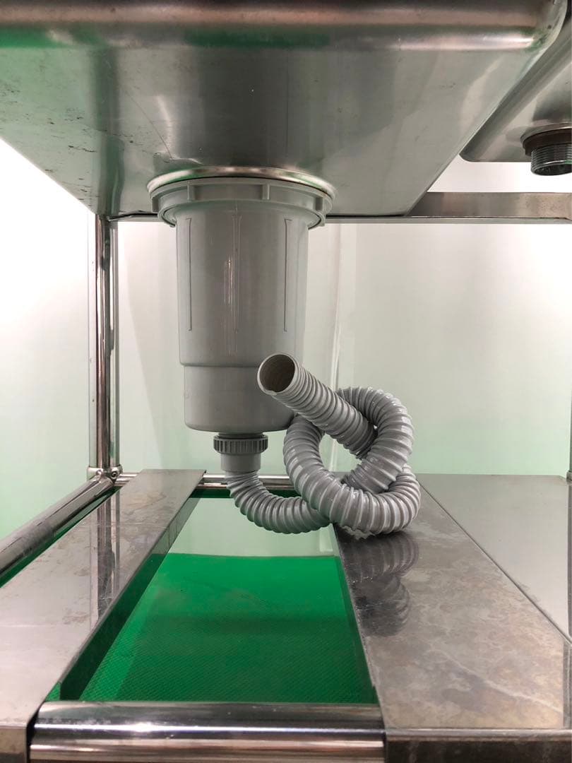 ☆地域限定送料無料☆工場整備品☆一槽ソイルドシンク右　幅720 ステンレス