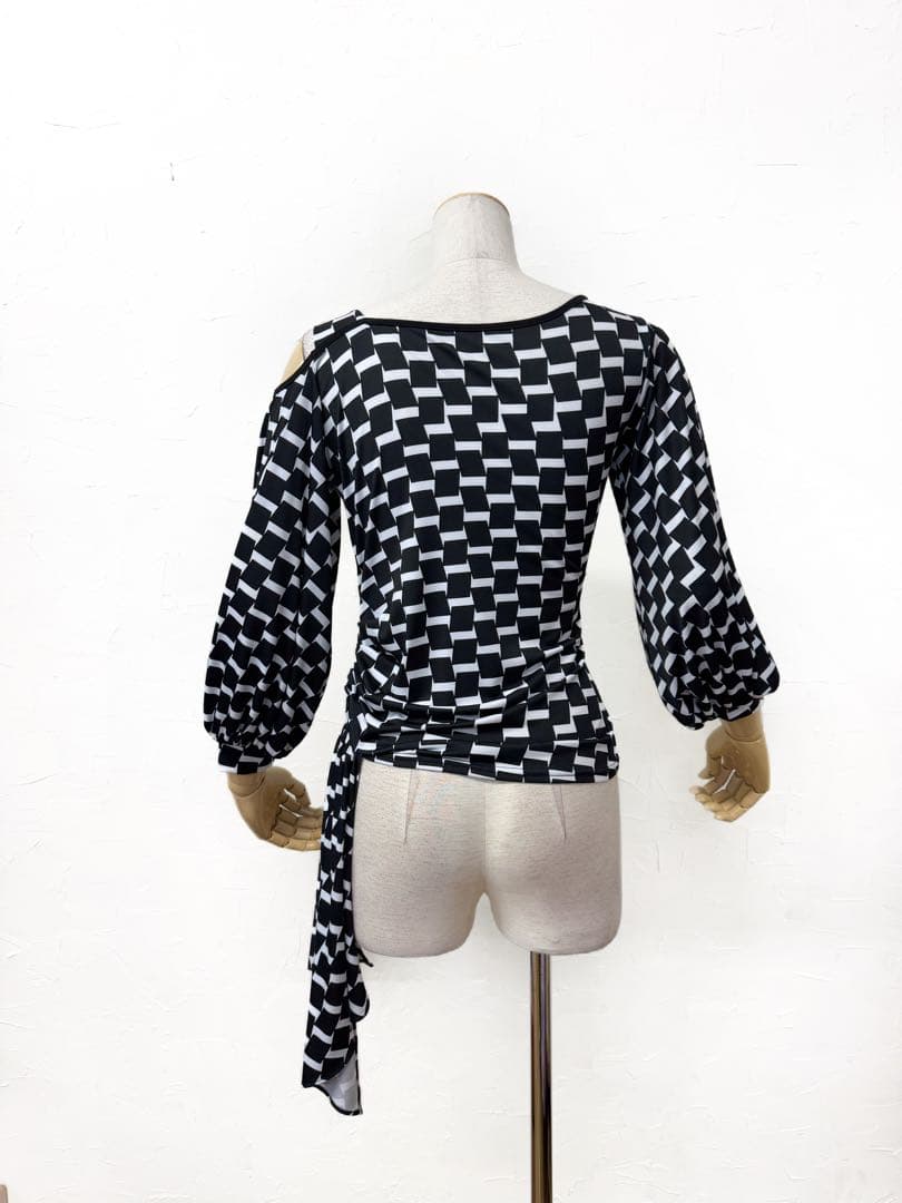 【幾何学】新品　社交ダンス モノクロ　バルーンスリーブトップスｒ413