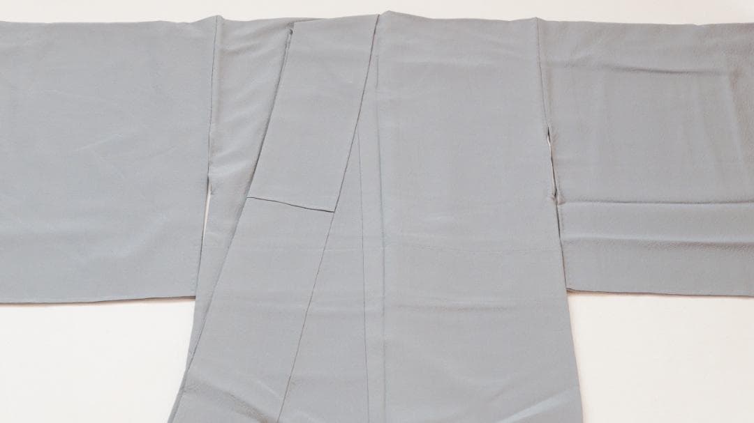 未使用　上品なくすみカラーの色無地