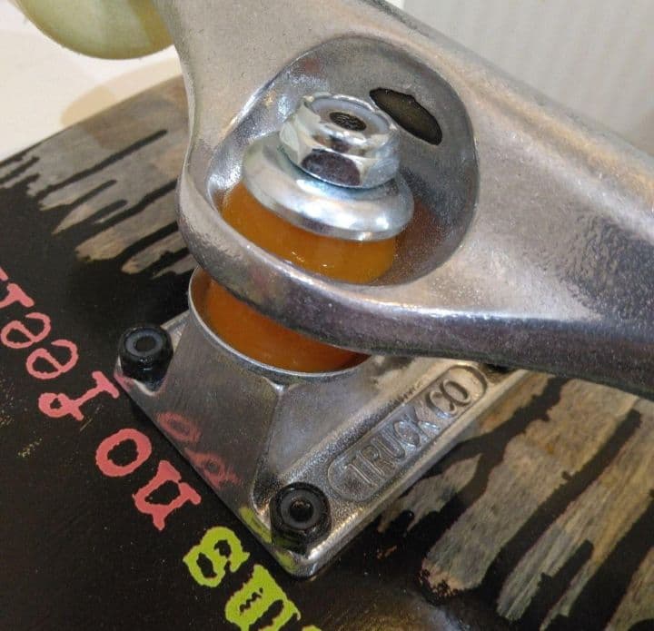 スケートボード BLACKLABEL SKATES - NO FEELINGS DECK