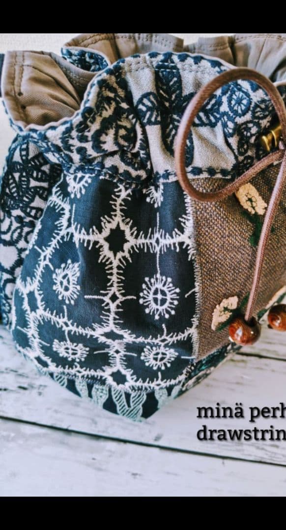 専用　新品ミナペルホネン ドローストリングバッグ foresttile　巾着