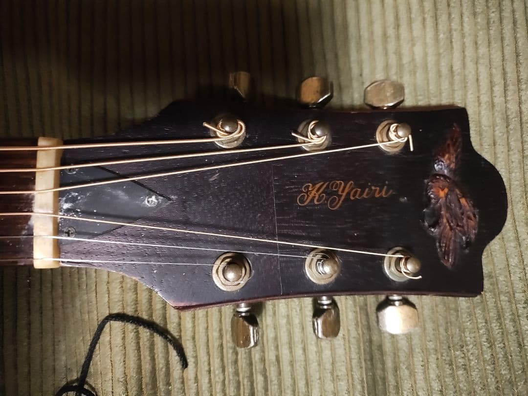 K.Yairiアコースティックギター 木製