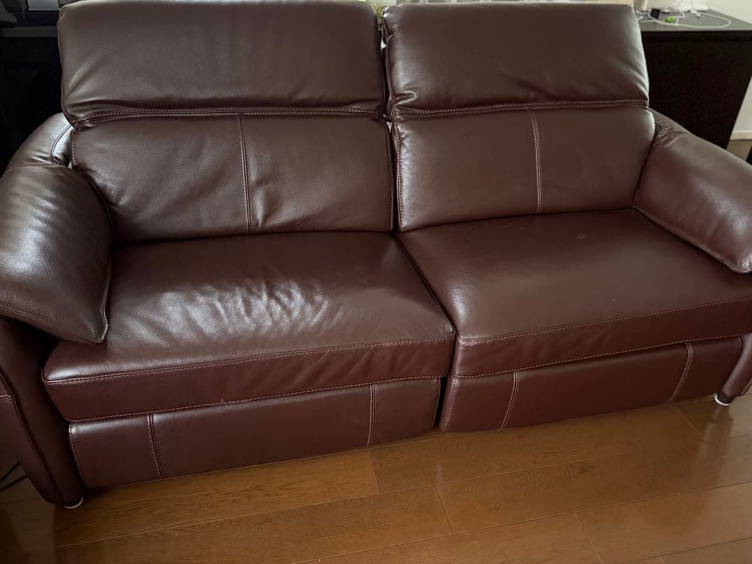 LEON 2.5人掛け電動リクライニングソファ