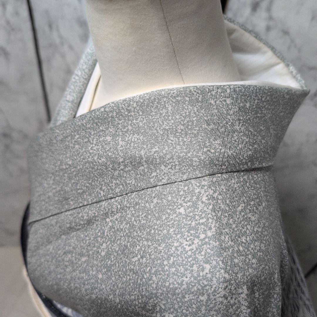 エズ様正絹、付け下げ、訪問着、 蕾柄、シック淡いお色目 洒落一つ紋