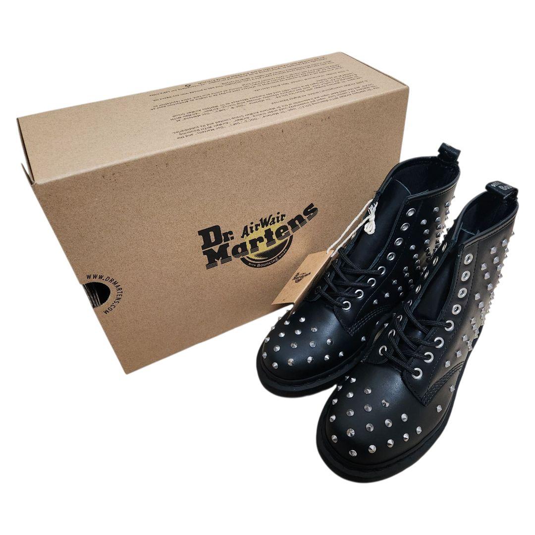 【最終値下げ✨️23㎝】ドクターマーチン 1460 STUD スタッズ 新品