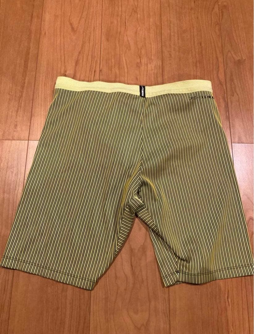 【美品】NIKE エアロスイフト ハーフタイツ XL
