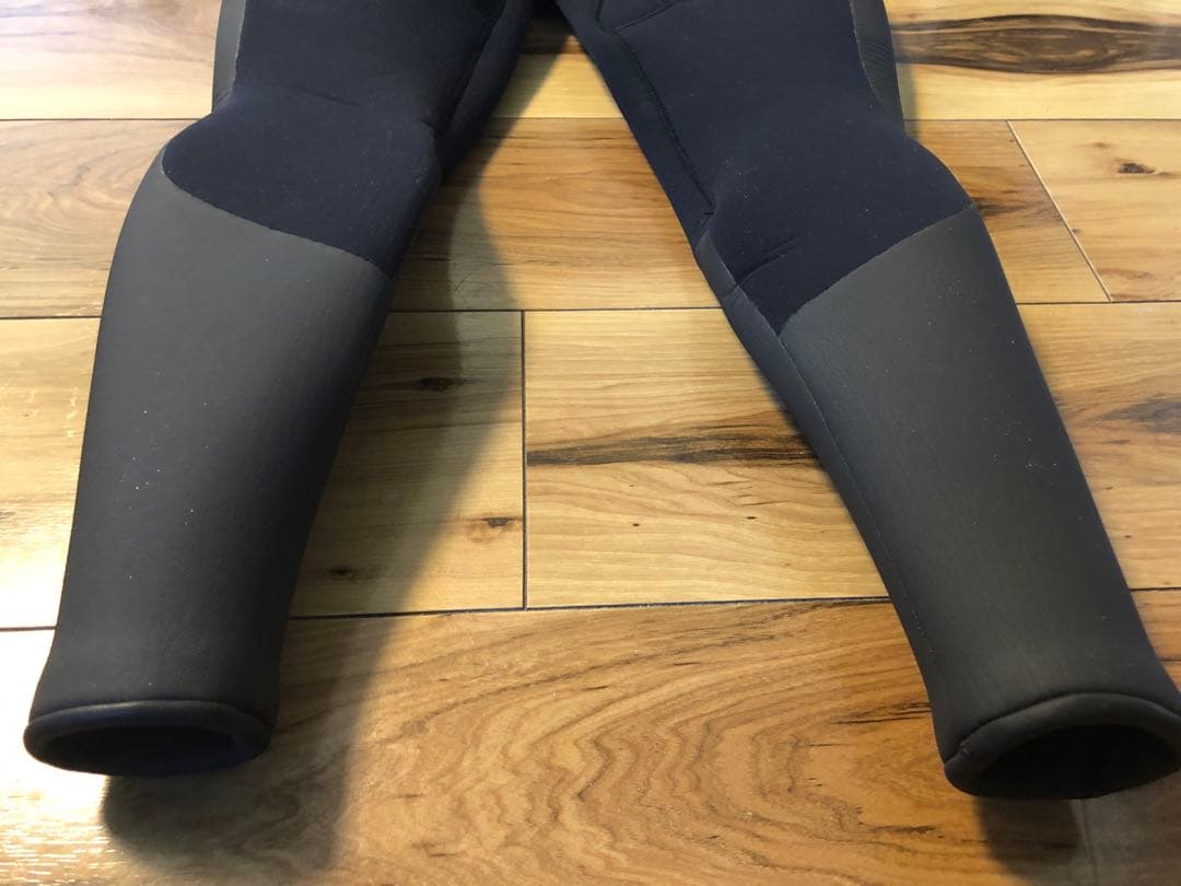 【オーダーメイド】ウエットスーツ　レディース　サイズM 相当　状態新品級！