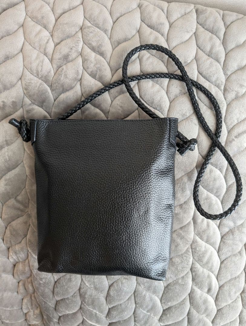 HIROFU　チェスタ　レザーショルダーバッグ 2WAY 　ブラック