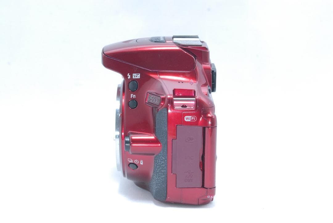 画像転送可能✨Nikon D5500 レッド　一眼レフ　　初心者　スタート