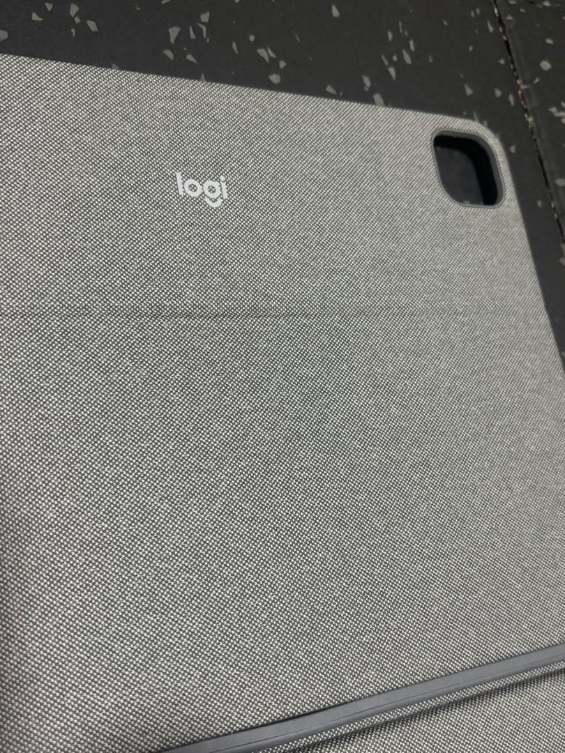 logicool COMBO TOUCH iPad Pro 11インチキーボード