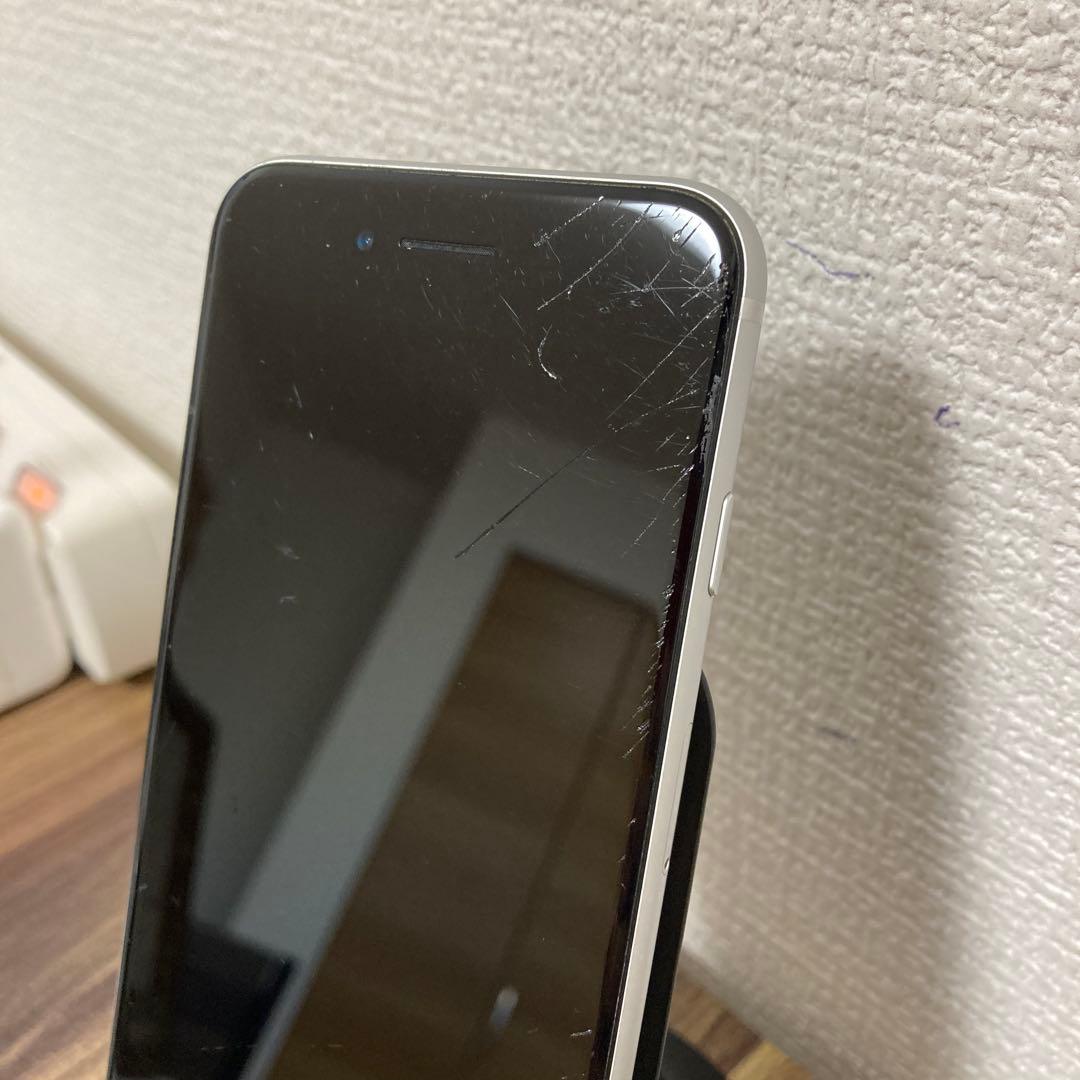 【即日発送！】 iPhoneSE(第2世代) ホワイト 64GB