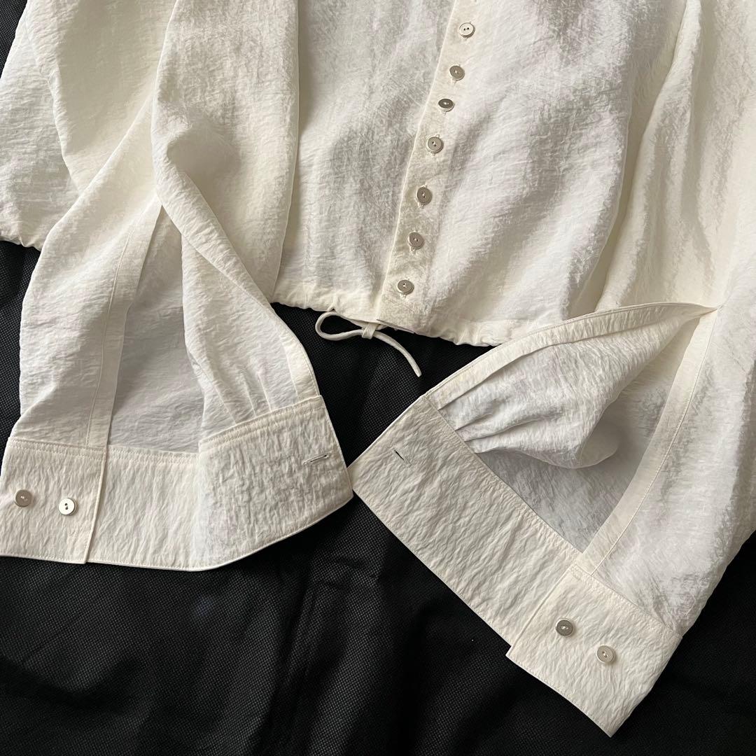 未使用タグ付 IRENISA イレニサ 長袖シャツ ブラウス 白 2025年製