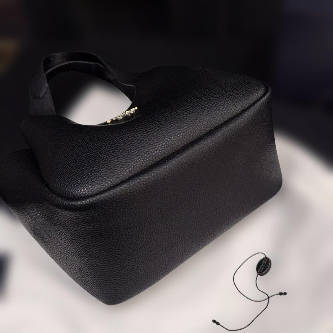 ブラックレザートートバッグ 1BG335