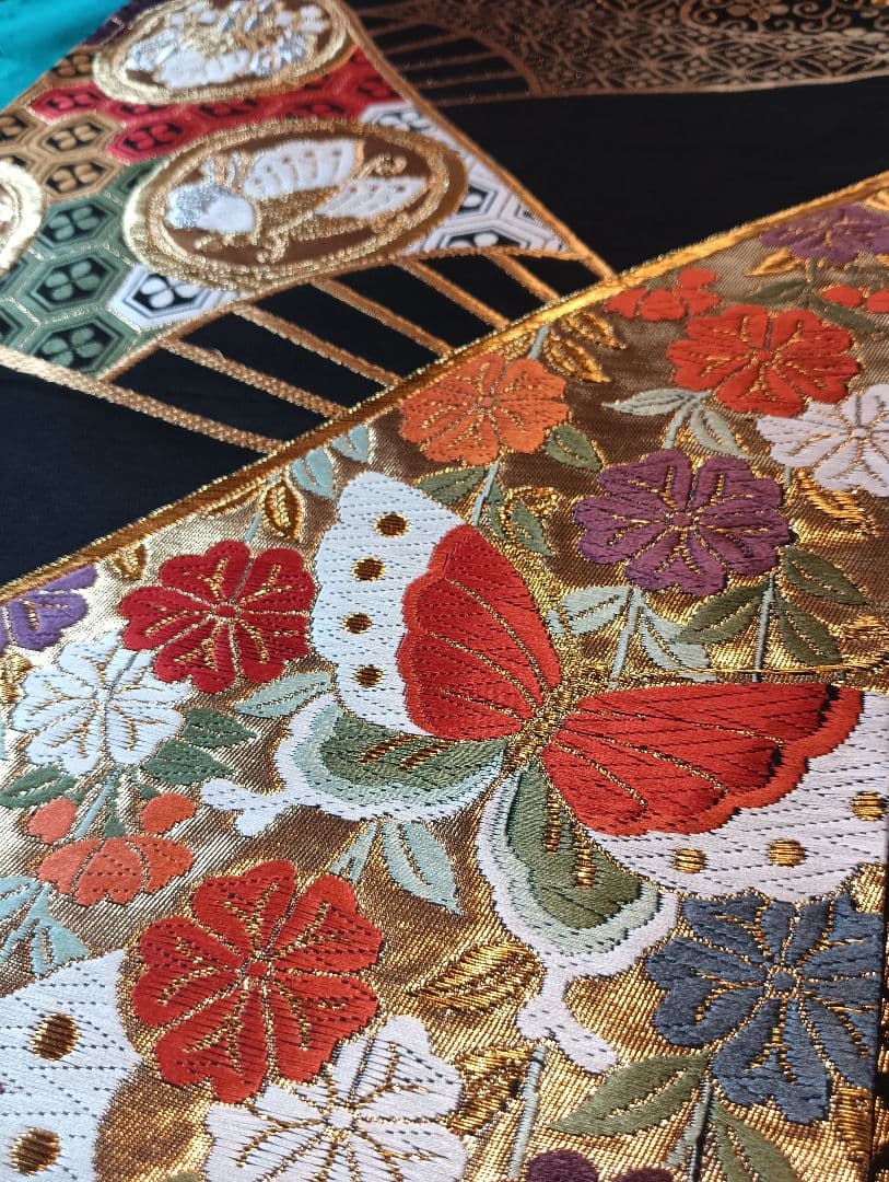 振袖フルセット エメラルドグリーン に金彩花蝶　丈164 裄64.5