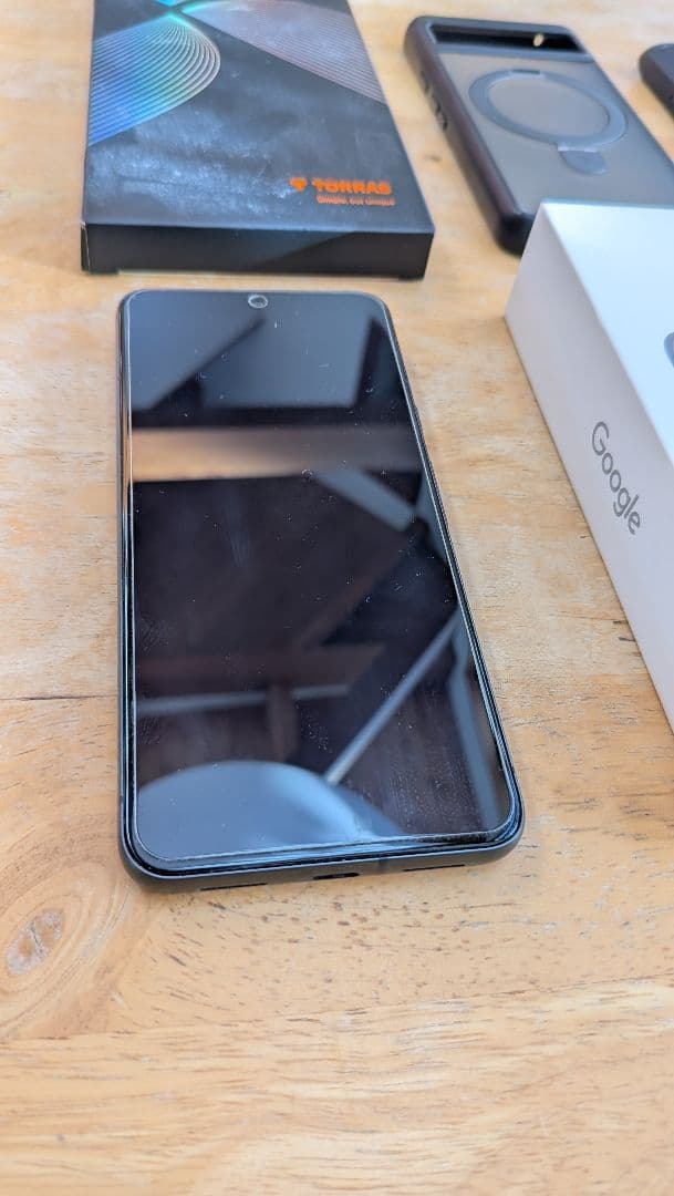 r*t様 Google Pixel 8 本体 黒 ・torrasケース・フィルム