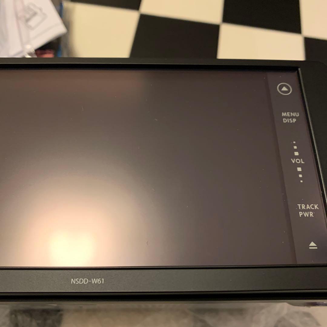 トヨタ純正ナビ7インチ　voxy 70