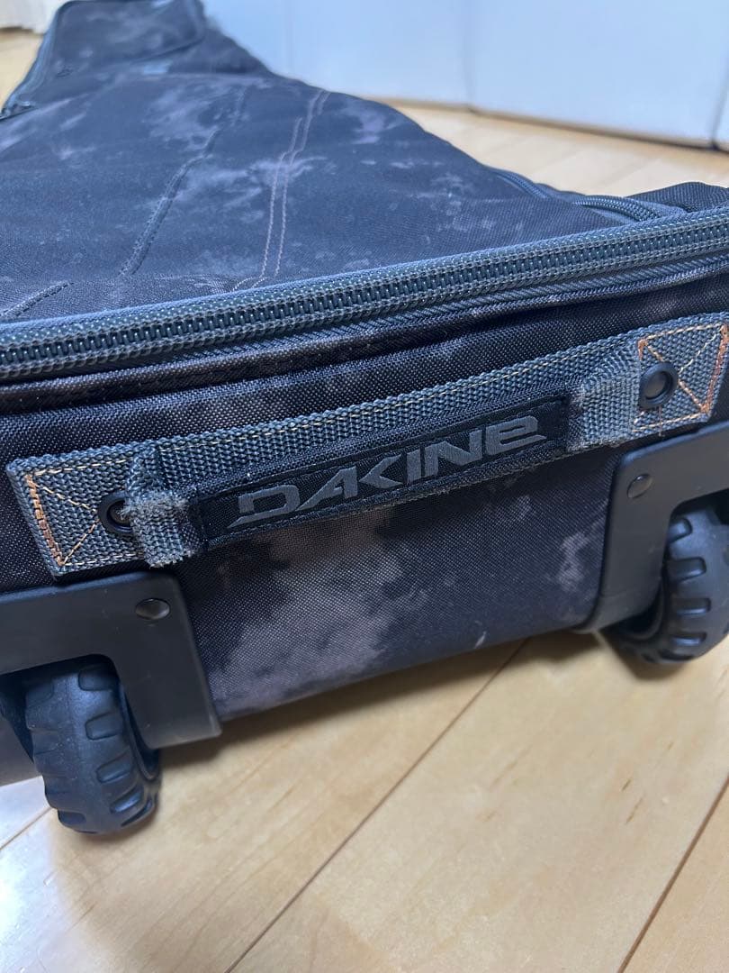 DAKINE カモフラ　迷彩　スノーボード　160cm キャリー付き　極美品