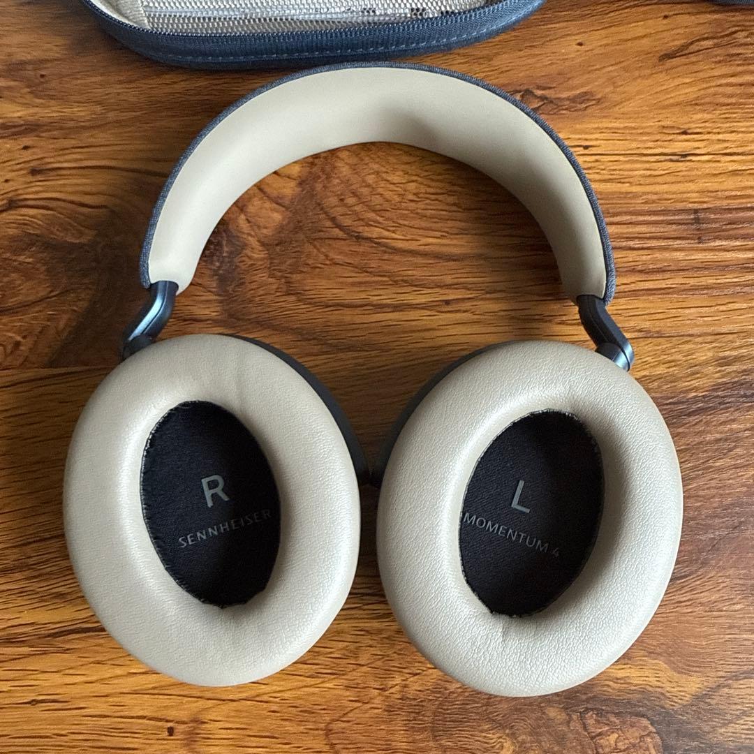 極美品 Sennheiser MOMENTUM 4 1度のみ使用