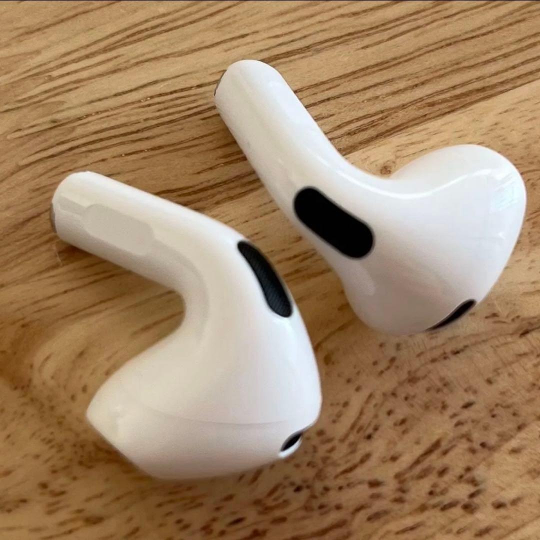 Apple AirPods 4 MXP93J/A アクティブノイズキャンセリング