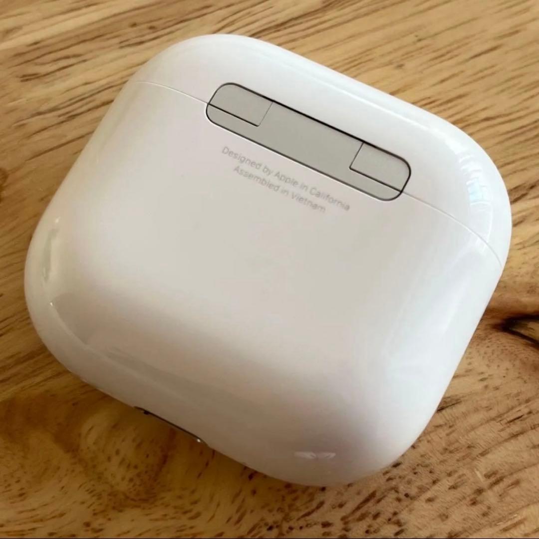 Apple AirPods 4 MXP93J/A アクティブノイズキャンセリング
