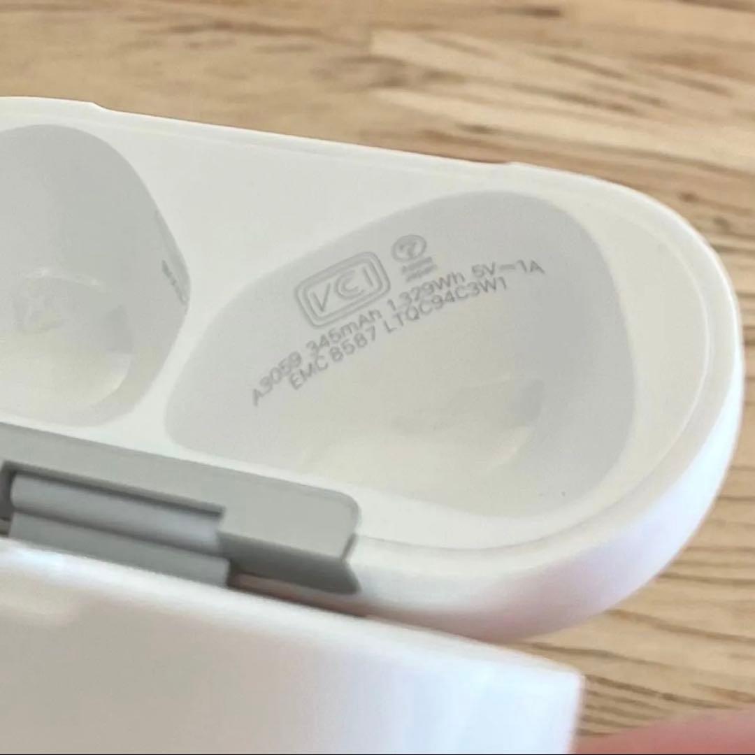 Apple AirPods 4 MXP93J/A アクティブノイズキャンセリング