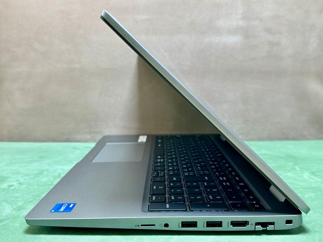 Windowsノート本体 DELL Latitude 5520 i5-1145G7 8 256 |3125