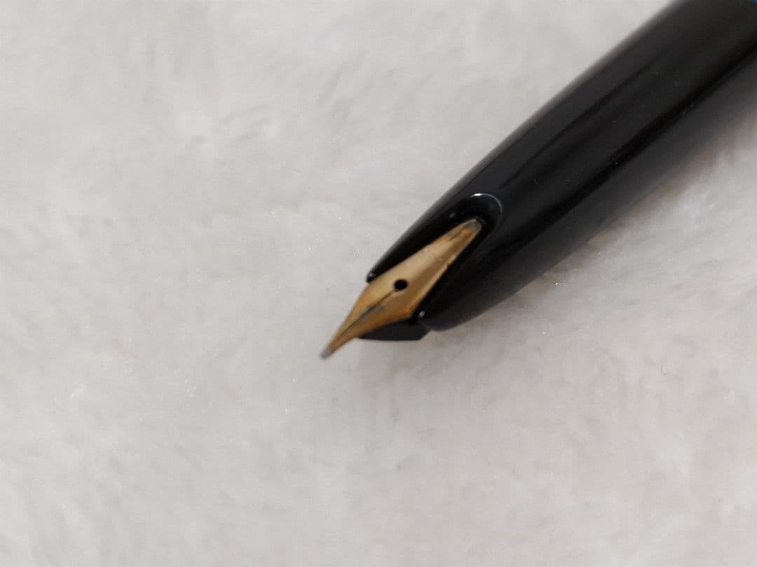 モンブラン 万年筆 NO.32 インタルシアニブ 吸入式 14K（洗浄済）