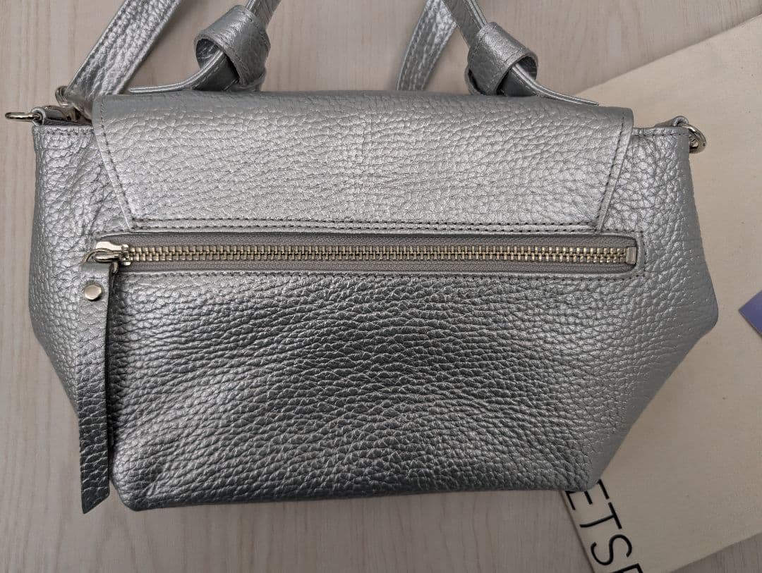 【新品未使用】JETSETTER限定色シルバー レザー ショルダーバッグ