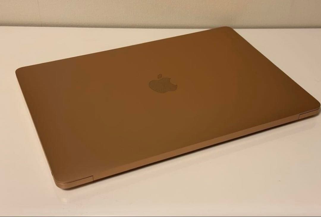 MacBook Air（M1,2020） M1搭載のマックブックエア