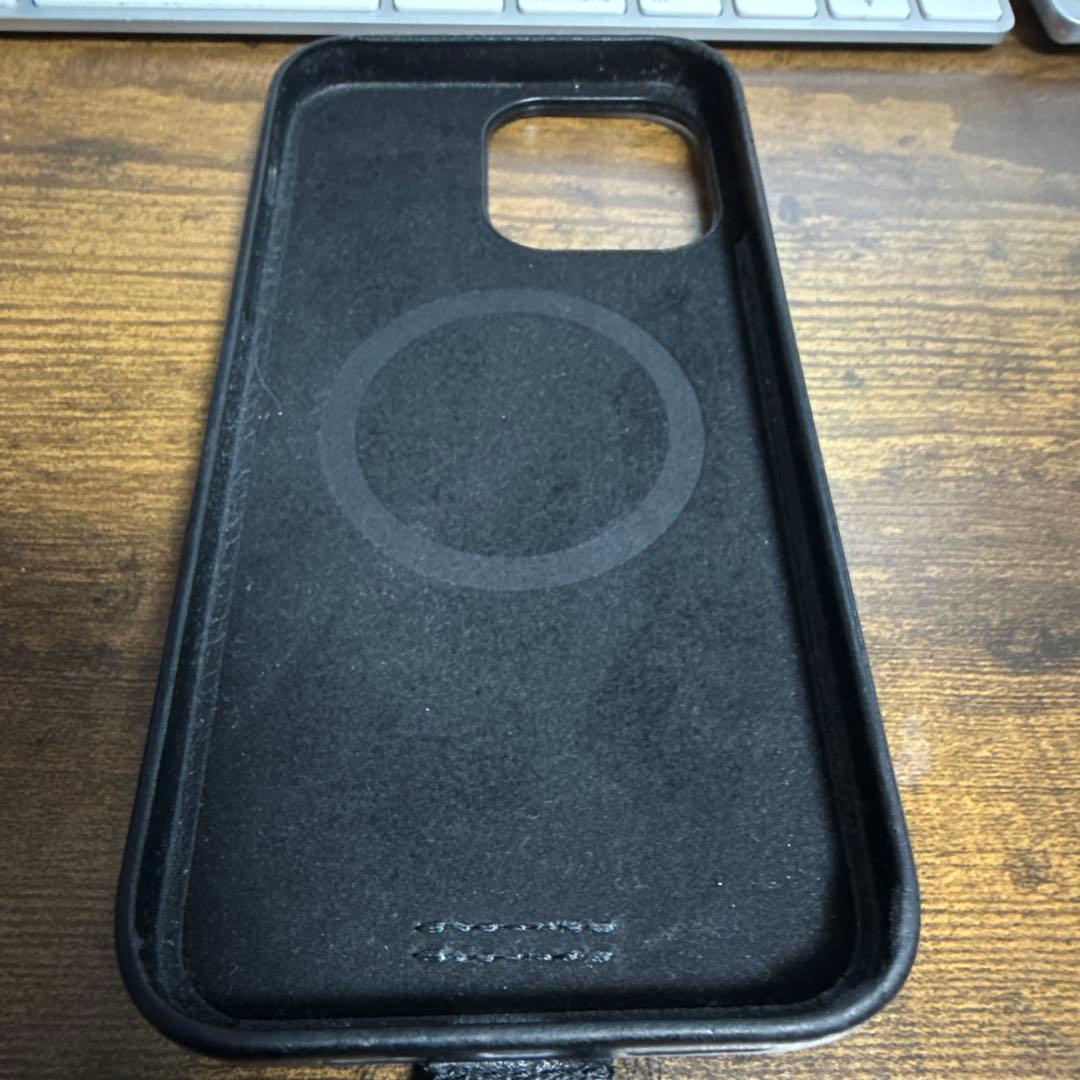 objcts.io iPhone14 pro maxケース、一体型ウォレット