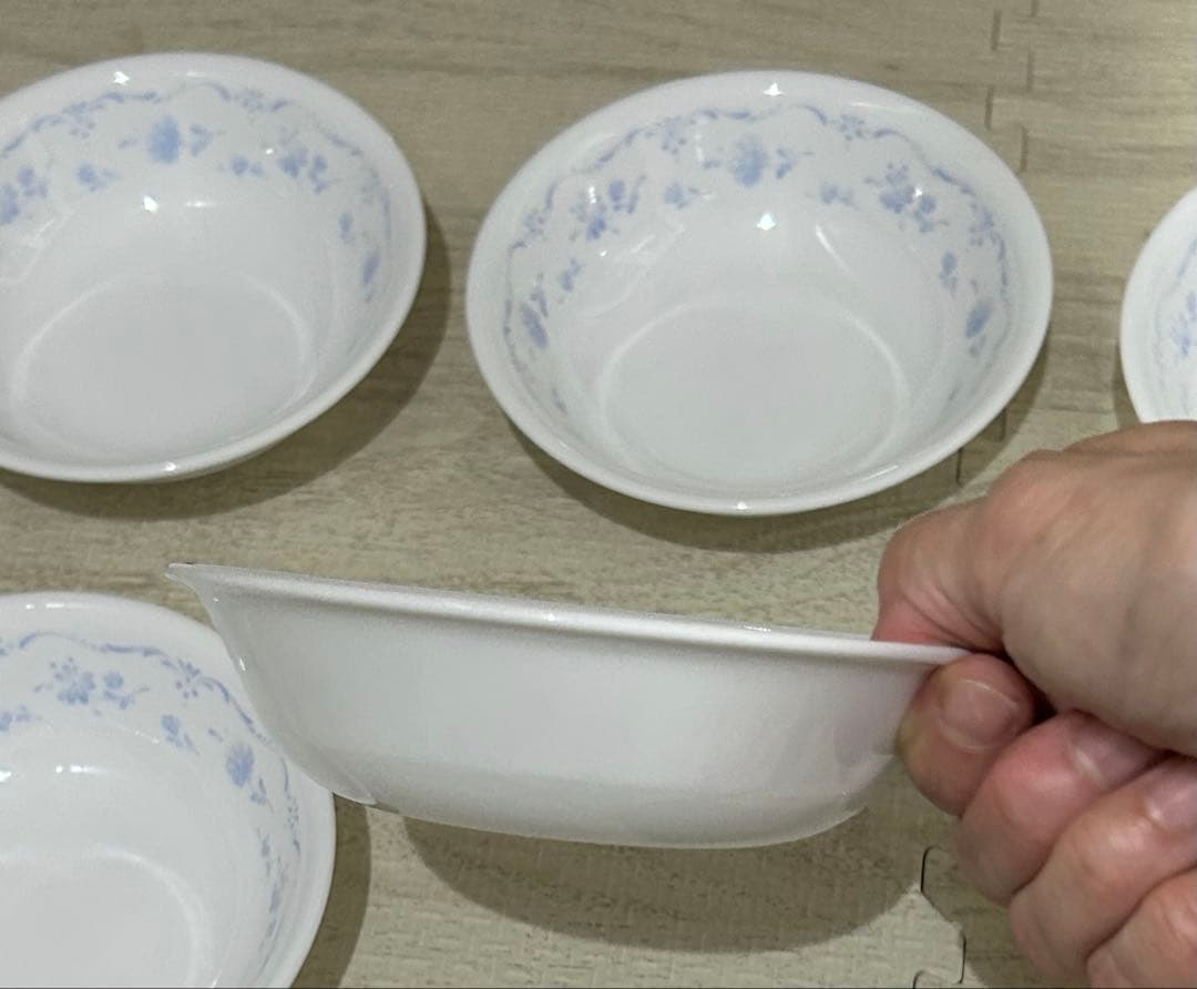 コレール 青い花　耐熱強化ガラス　ミニマムな暮らしにお　値下げ頑張ります