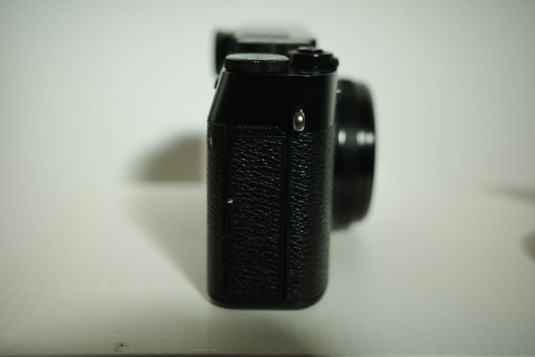 Fujifilm X100VI BLACK（多言語版）保証あり