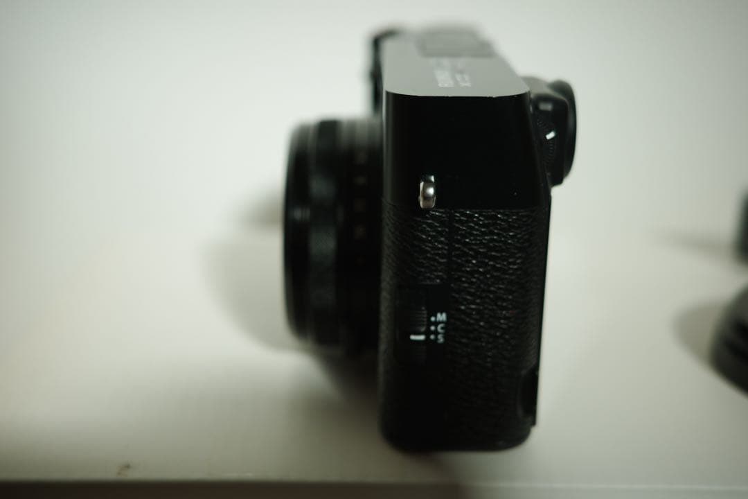 Fujifilm X100VI BLACK（多言語版）保証あり